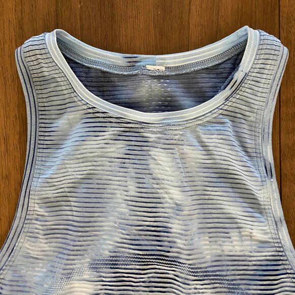 Lululemon Swiftly Tech Racer Back Tank - Size 4 - Picture 4 of 5